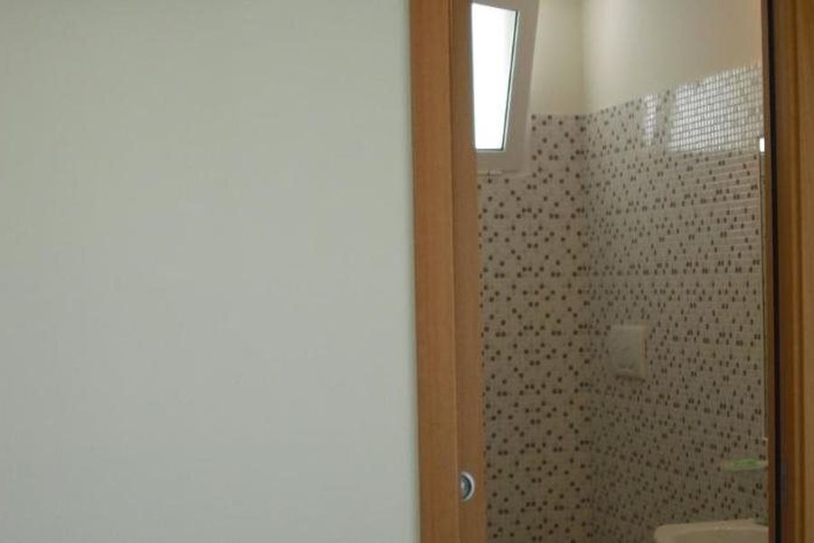 photo-0