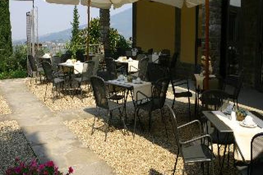 photo-1