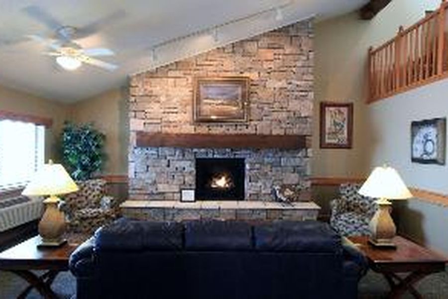 photo-1
