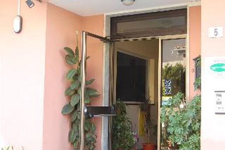 photo-1