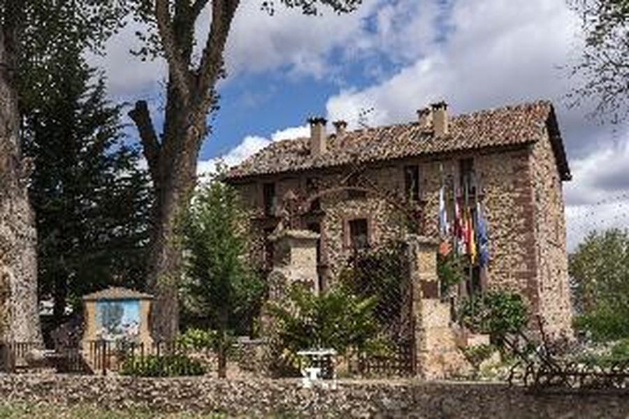 photo-0