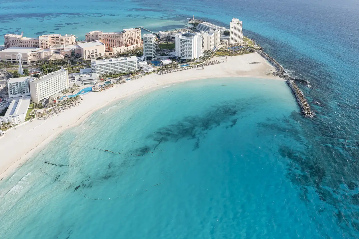 Pacote Cancún Voo + Hotel + All Inclusive 2025