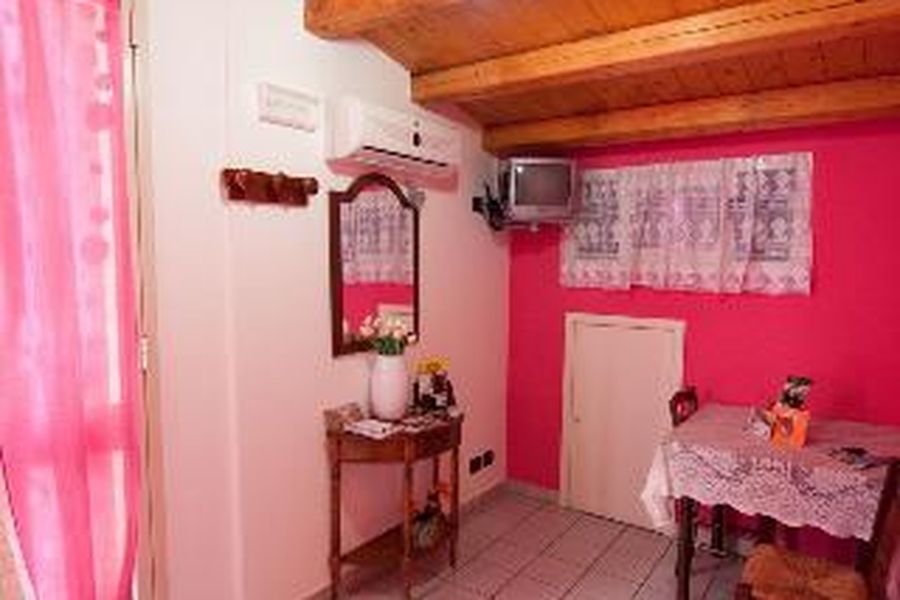 photo-1
