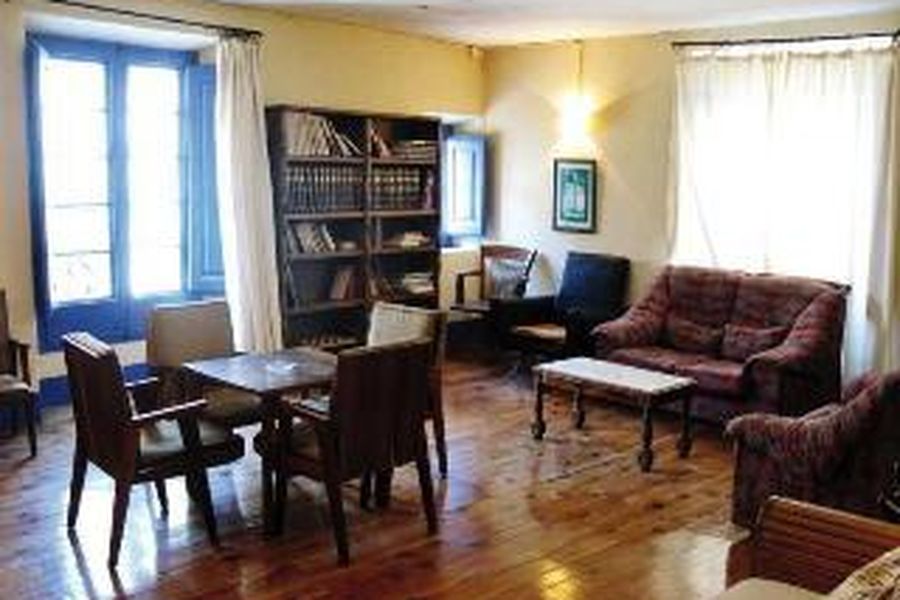 photo-1