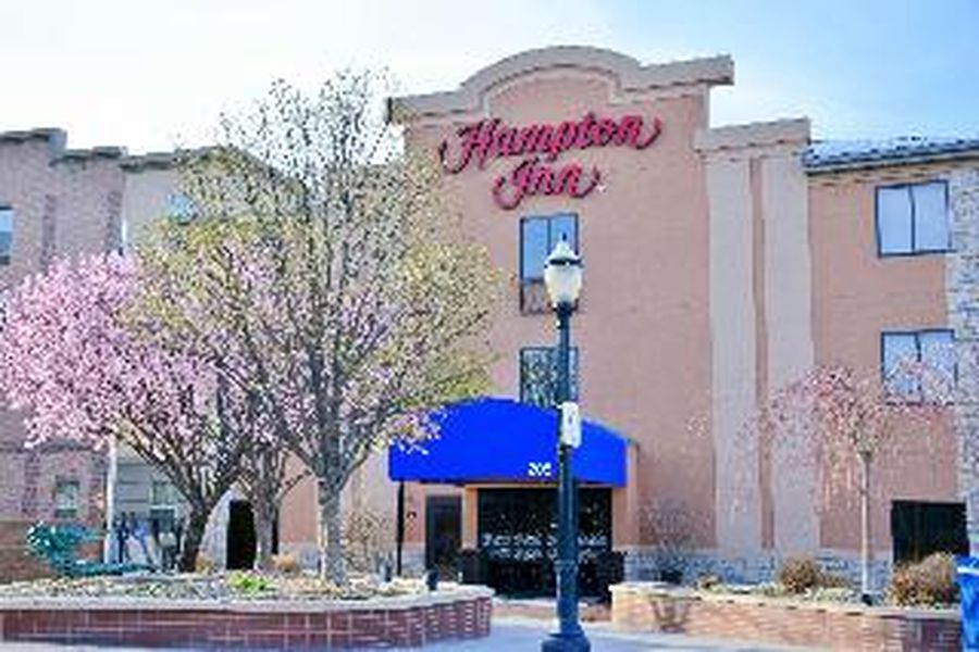photo-1
