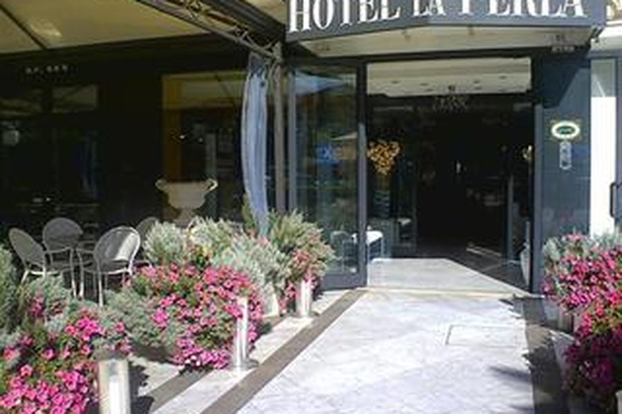 photo-1