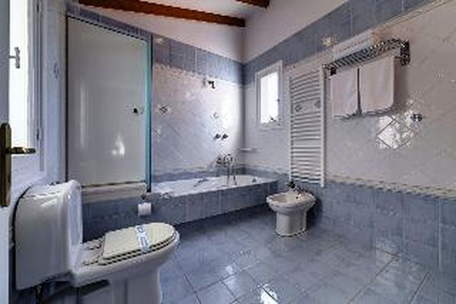photo-1