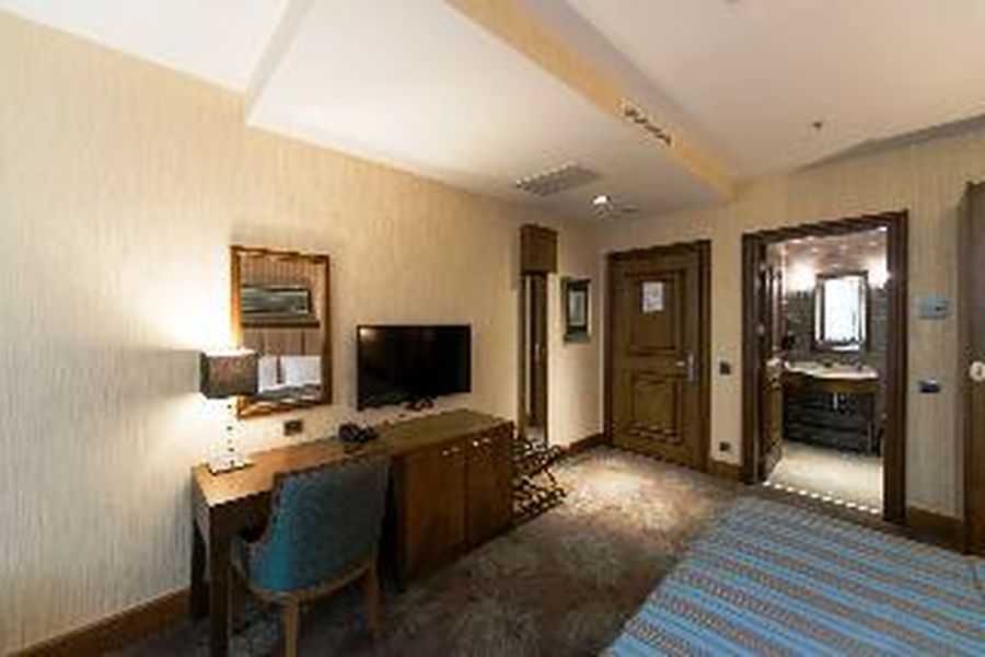 photo-1