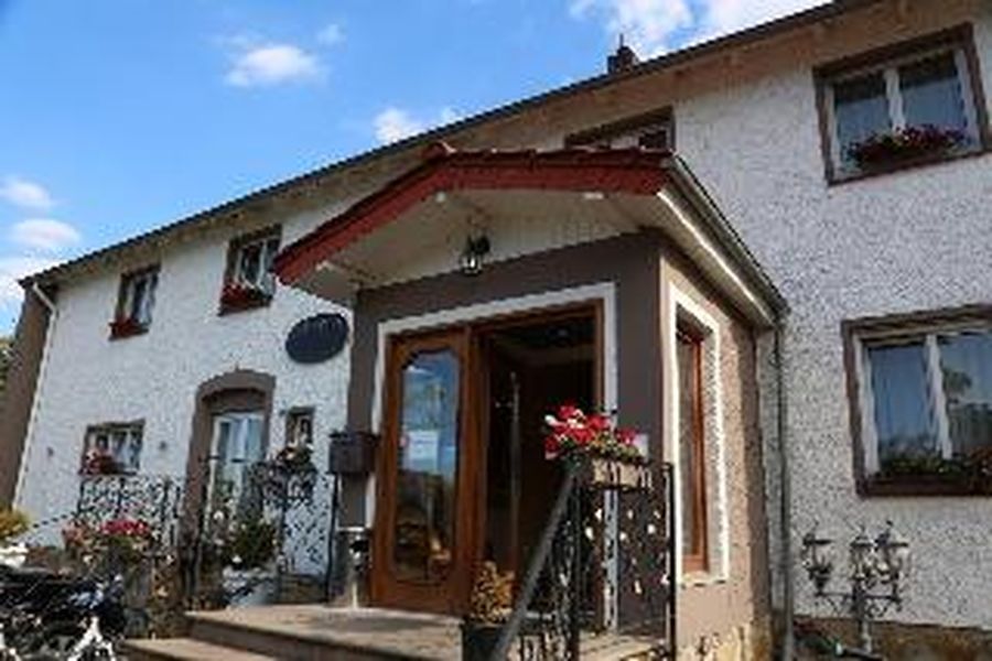 photo-0