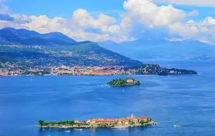 Passeio de barco em Isola Bella