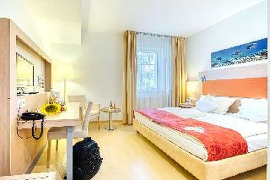photo-1